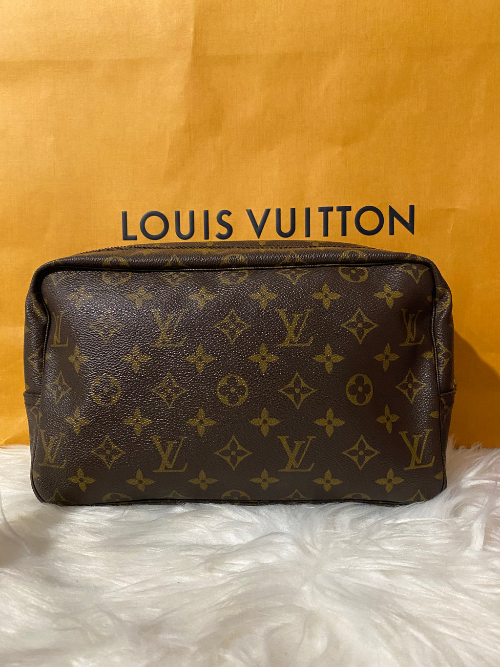 Louis Vuitton Orsay Clutch bag – JOY'S CLASSY COLLECTION