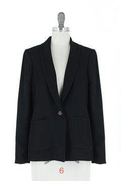 Classic Blazer in Sleek Black