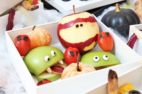 Majime Life Yukimi Picnic Bento Box Fruits layer for Halloween