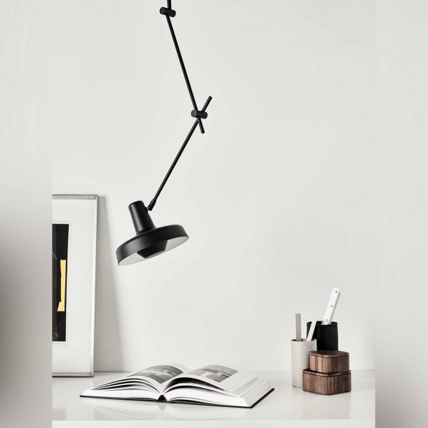 Billede af Arigato L loftlampe fra Grupa Products