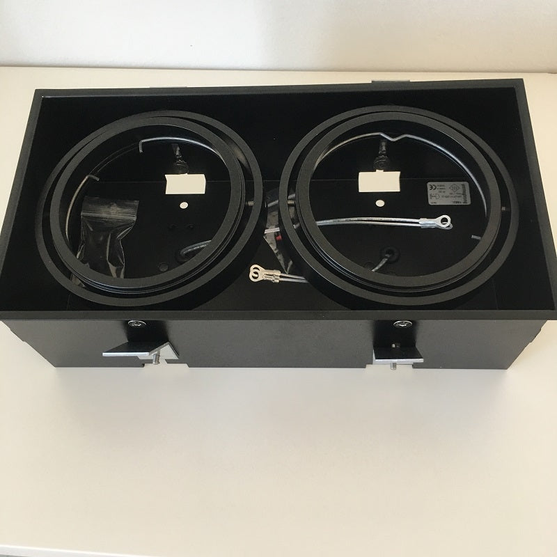 Se Spinner X 2 downlight sort PSM (outlet) hos Lamper4u