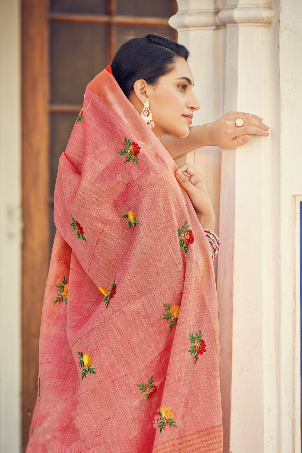 Blush Pink Linen Saree With Zari Weaving – Bahuji - Premium Silk Sarees  Online Shopping Store