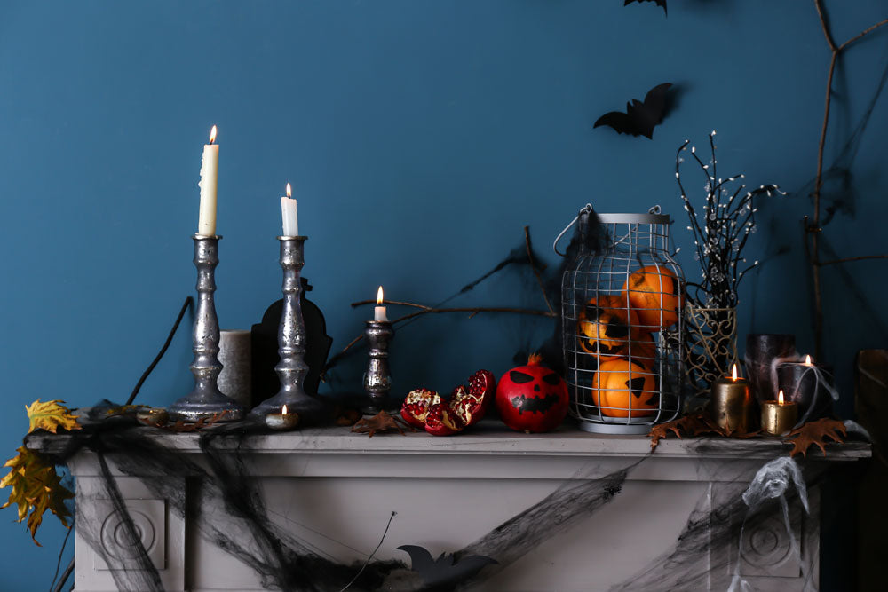 Halloween decorated mantel