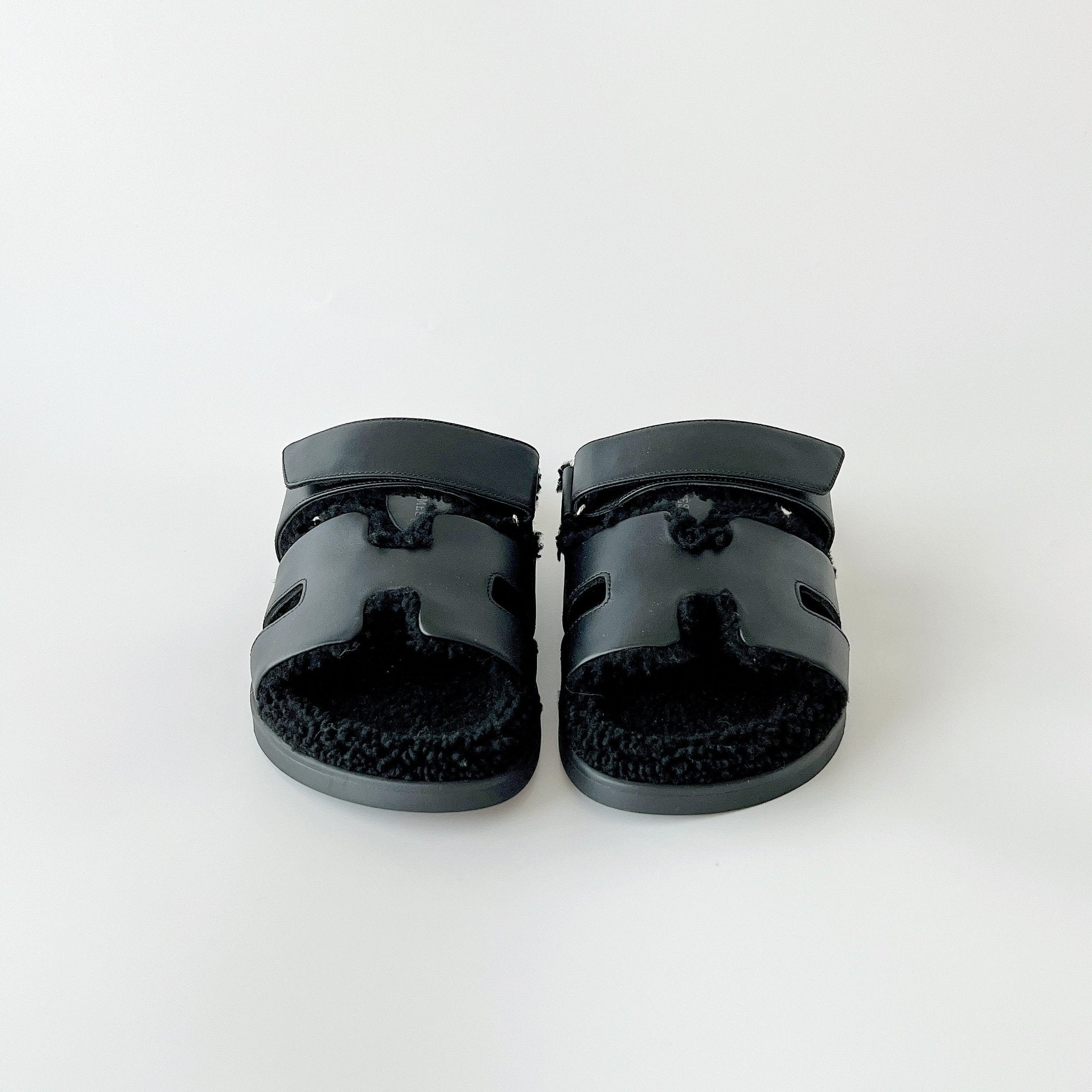 Hermes Chypre Fur Sandal | Woolskin Black | Size 42 – Found Fashion