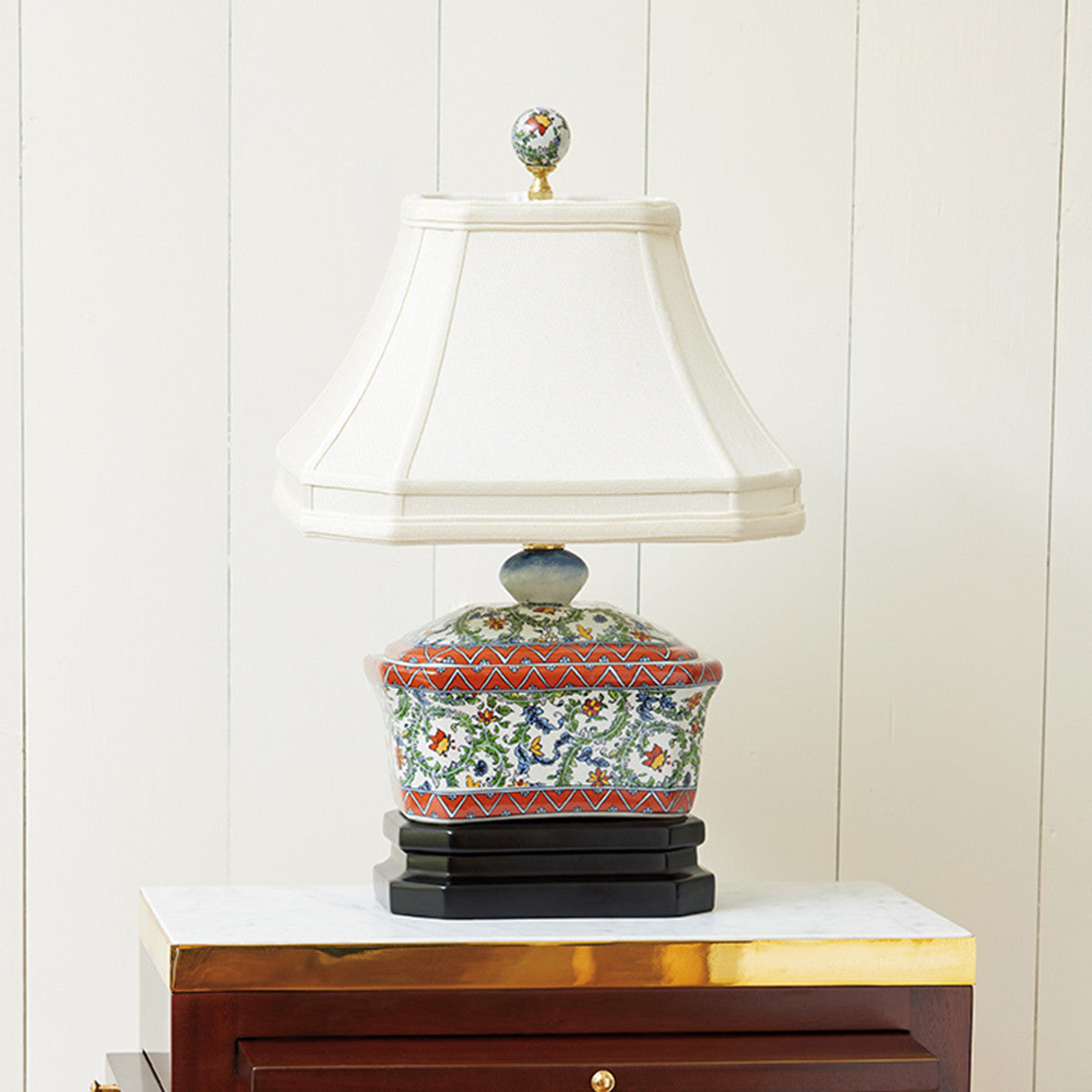 Porcelain Box Lamp