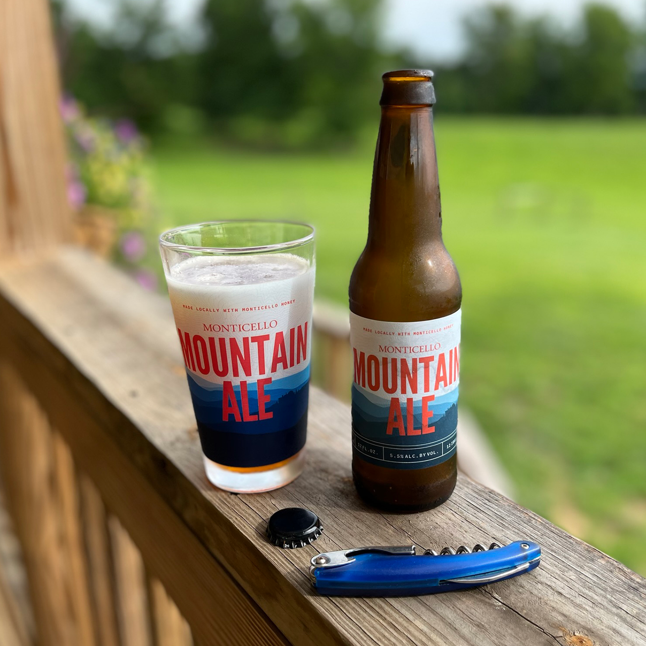 Monticello Mountain Ale Pint Glass