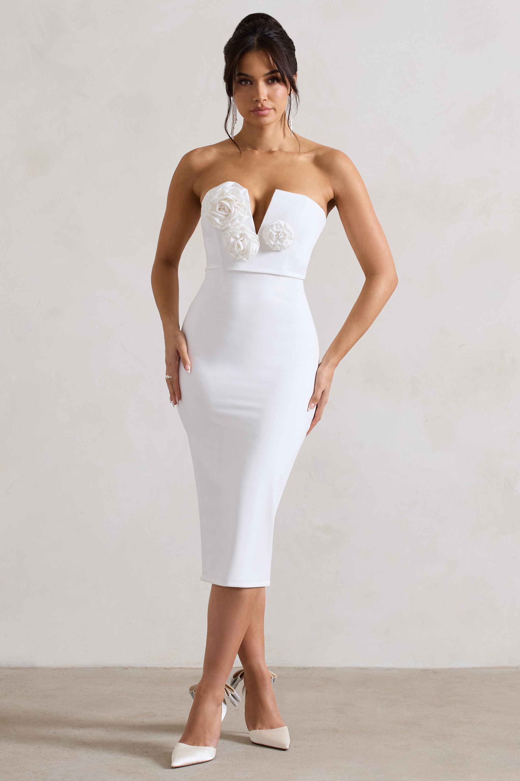 Fanciful White Bodycon V-Neck Midi Dress With Flowers