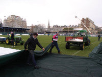 Darren(pink)removes the last frost cover on 18 Dec