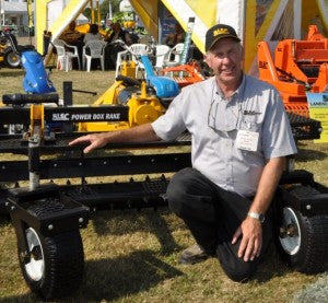 BLEC Global\'s Gary Mumby with the new Power Box Rake www.blec.co.uk DSC 0748