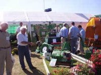 saltex2004lloydsmowerstand.jpg