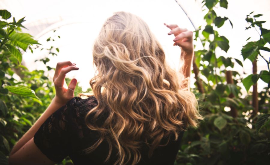 Discover the benefits of vitamin B8 to enhance your hair!