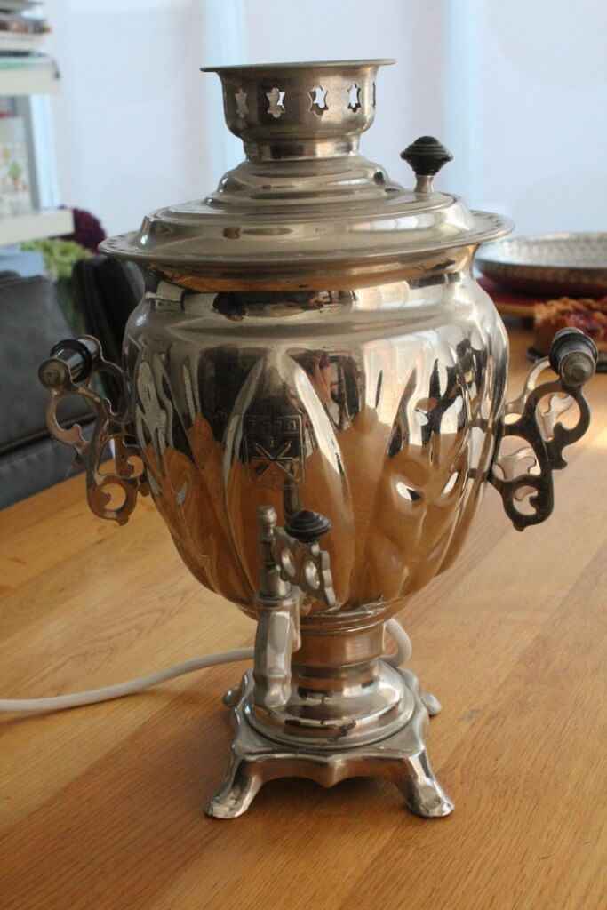 Bringing People Together: The Samovar, a Russian Tea Urn – Plum Deluxe Tea