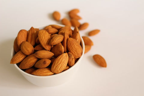 almonds which are a good source of vitamin E which can be beneficial for people with psoriasis