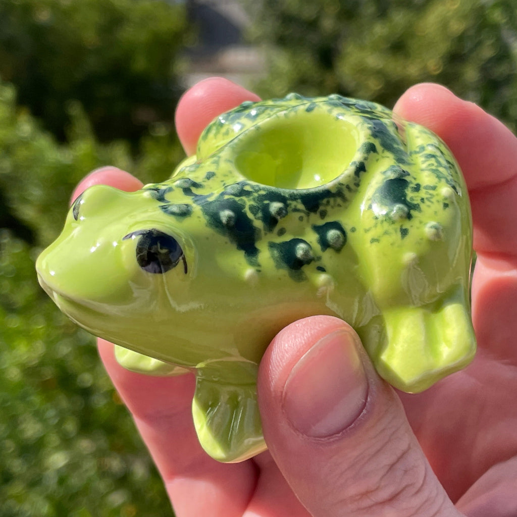 frog pipe