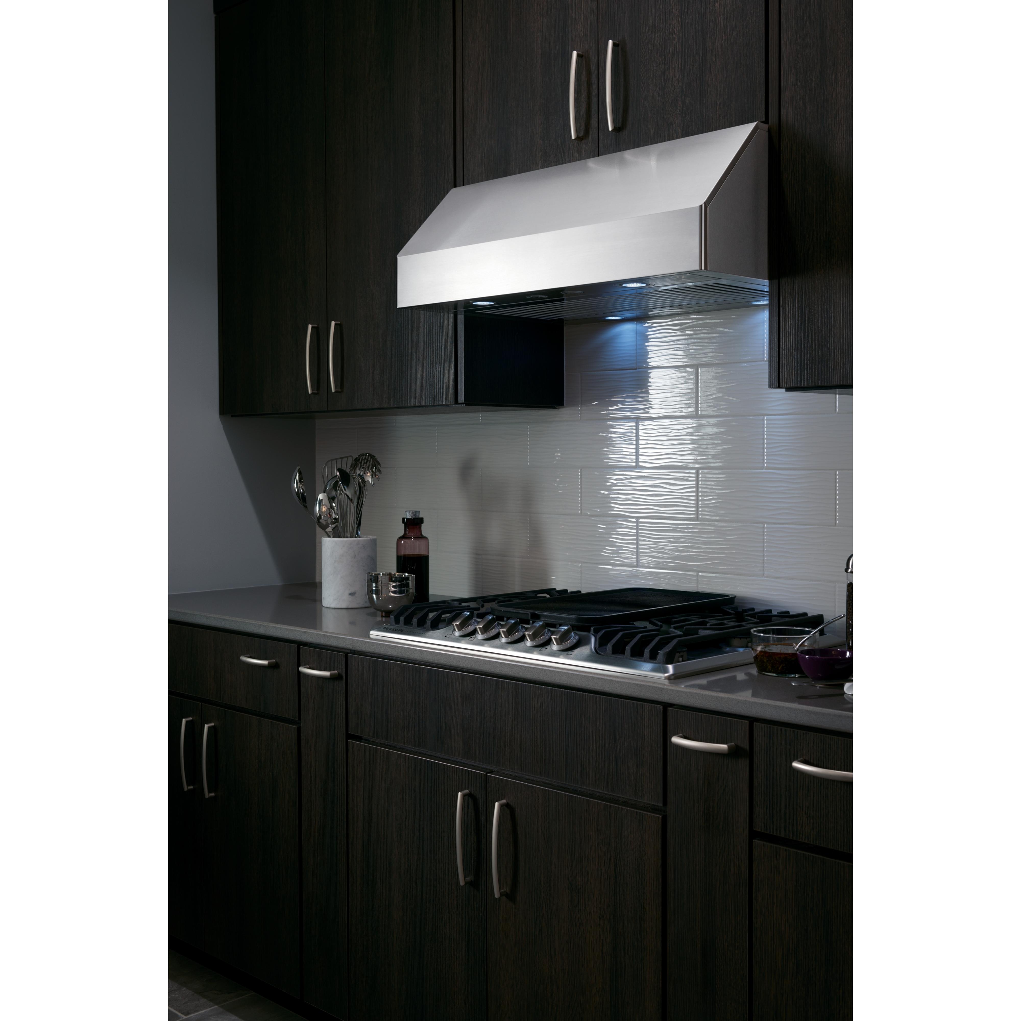 Frigidaire Professional 30-inch Under-Cabinet Range Hood FHWC3050RS