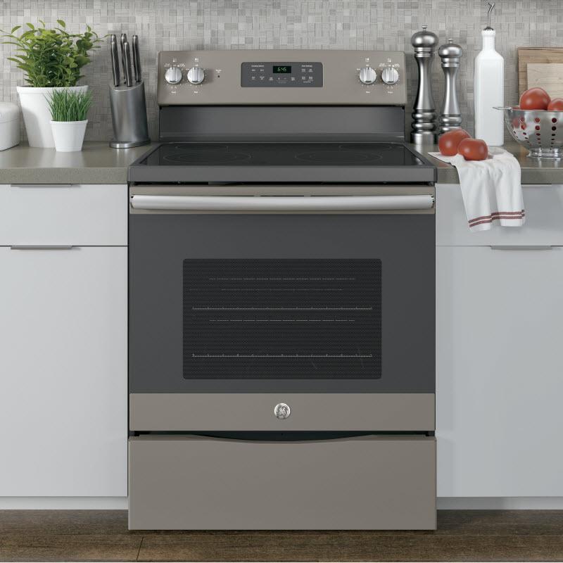 GE 30-inch Freestanding Electric Range JB645EKES