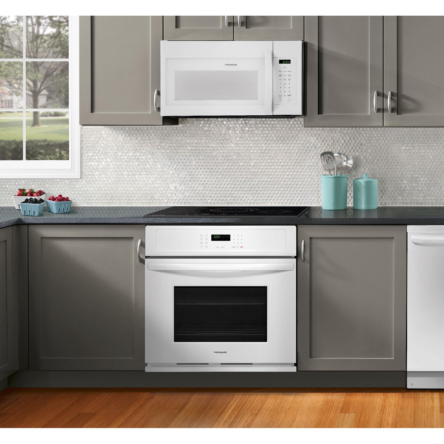 Frigidaire 30-inch, 4.6 cu. ft. Built-In Single Wall Oven FFEW3026TW