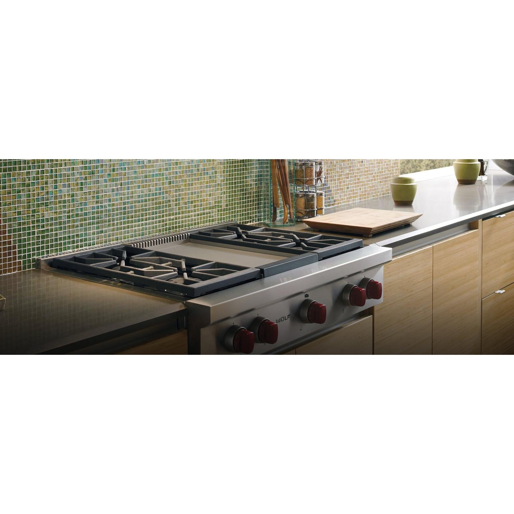 Wolf 36-inch Built-in Gas Rangetop with Infrared Griddle SRT364G