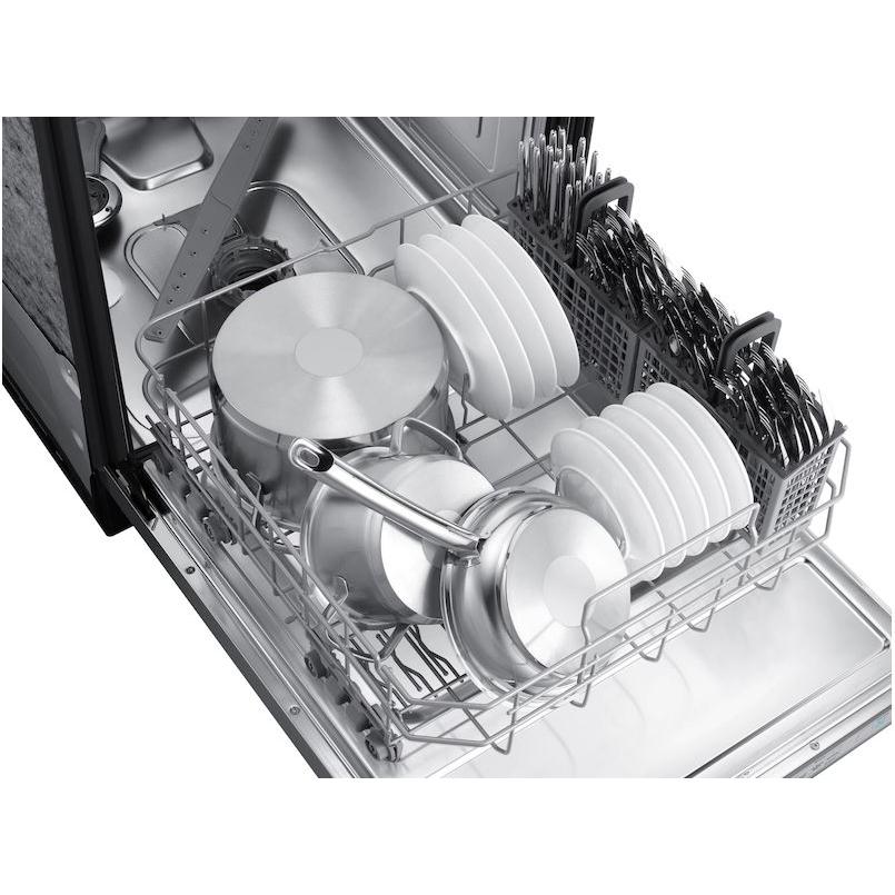 Samsung 24-inch Built-in Dishwasher with StormWash? DW80R7061US/AA