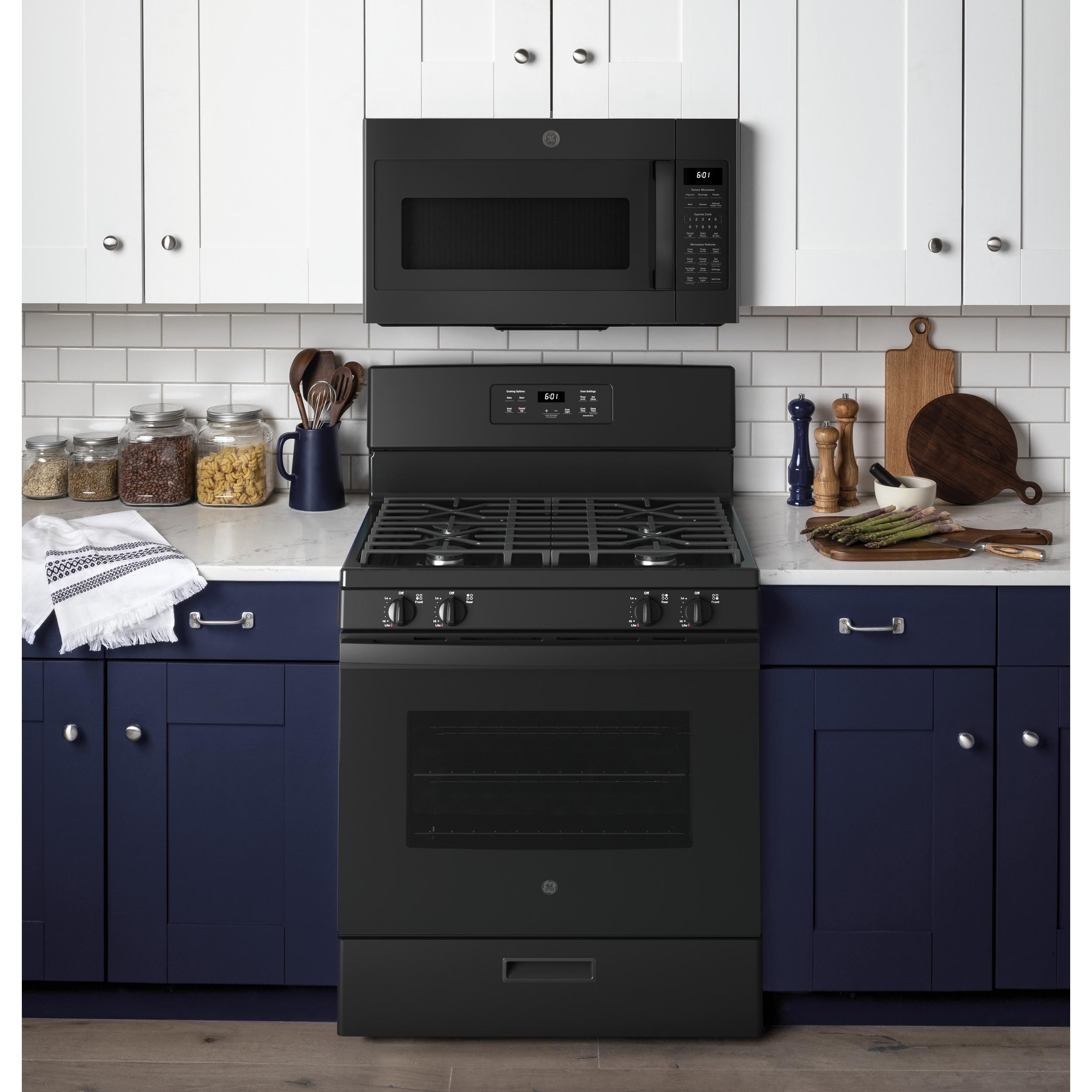 GE 30-inch Freestanding Gas Range with Precise Simmer Burner JGBS61DPBB