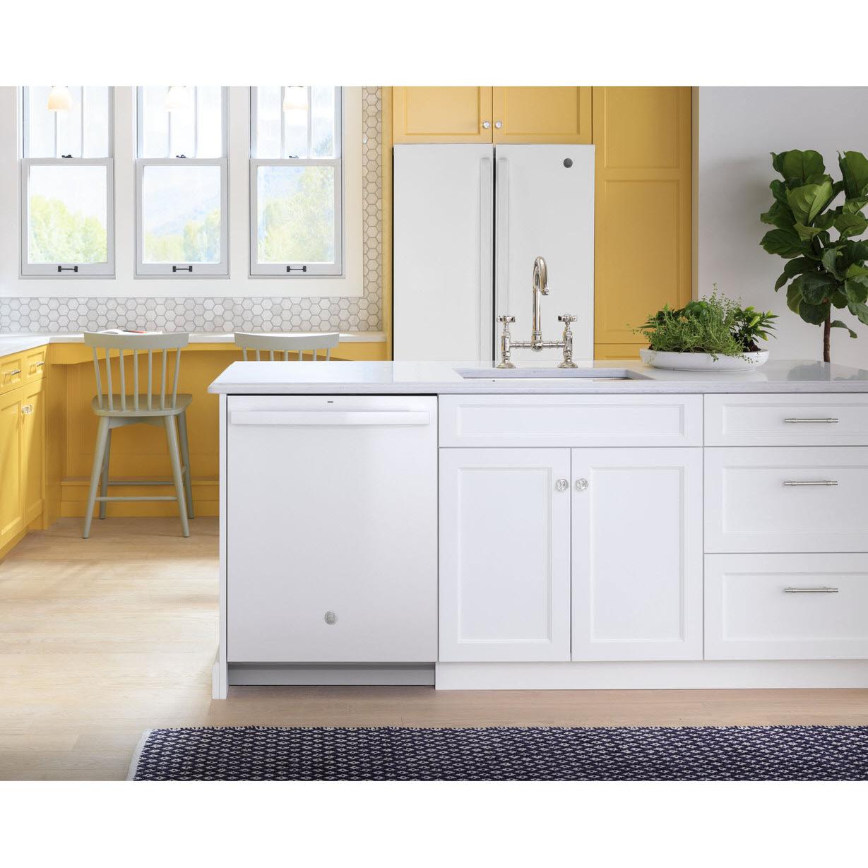 GE 24-inch Built-in Dishwasher with Dry Boost? GDT550PGRWW