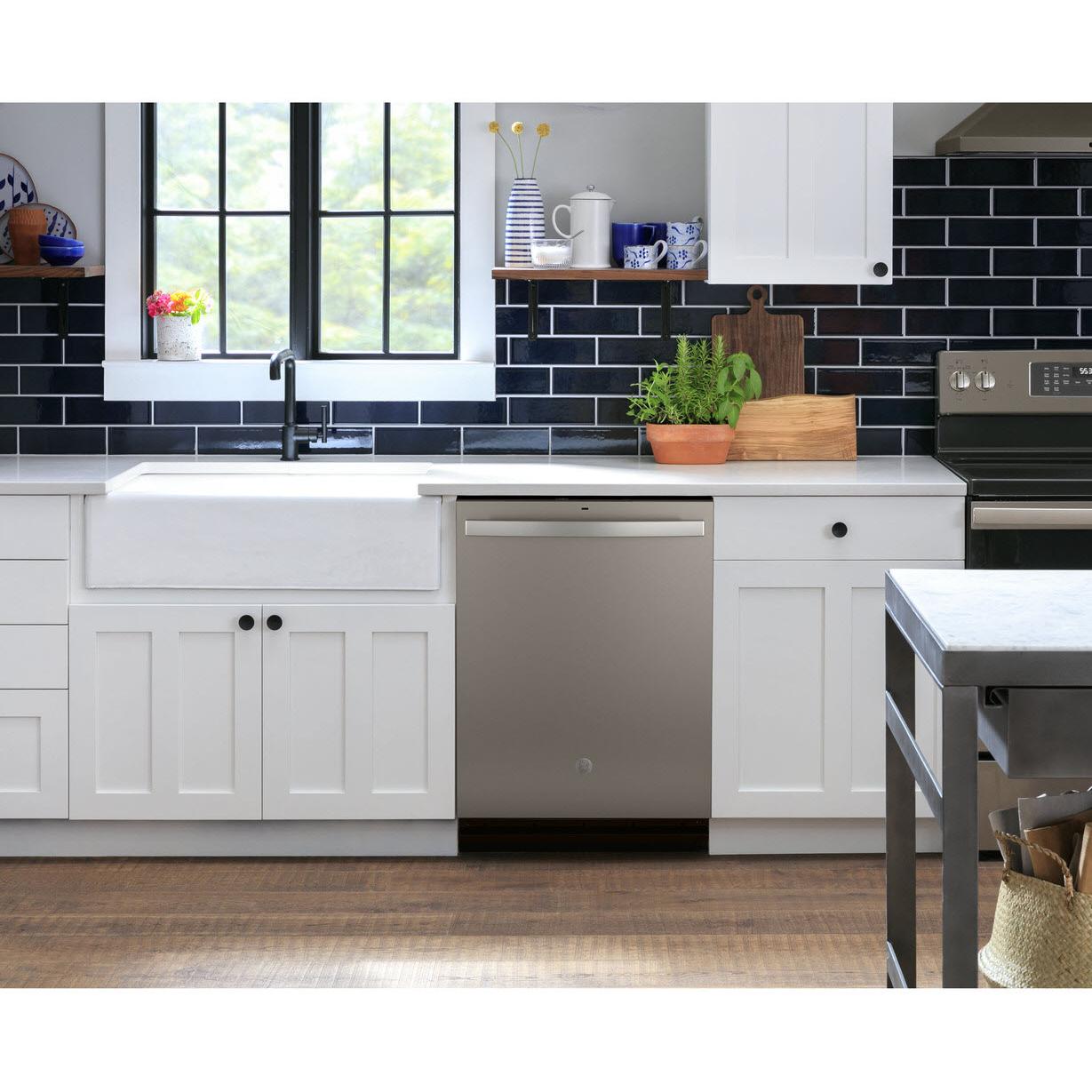 GE 24-inch Built-in Dishwasher with Dry Boost? GDT550PMRES