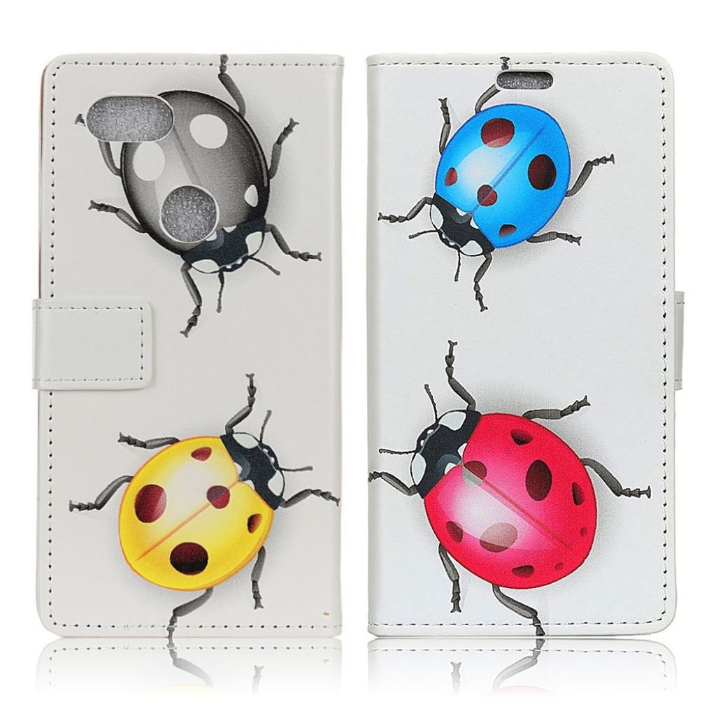 Google Pixel 3 XL patterned leather flip case - Ladybugs