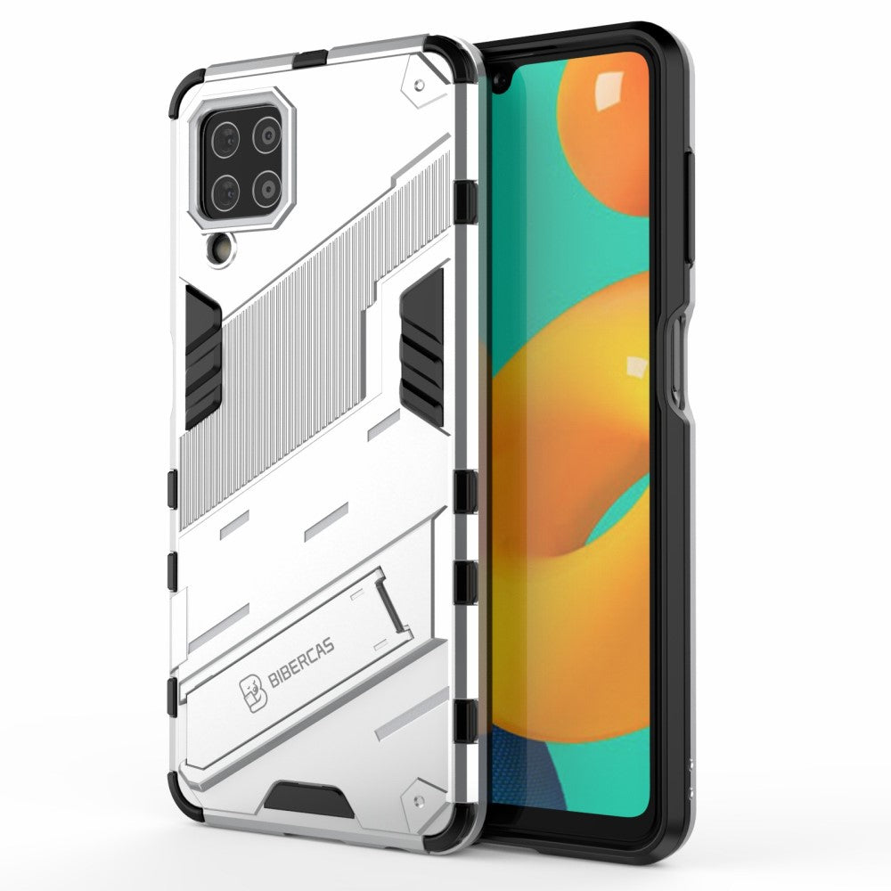 Shockproof hybrid cover with a modern touch for Samsung Galaxy M32 - White