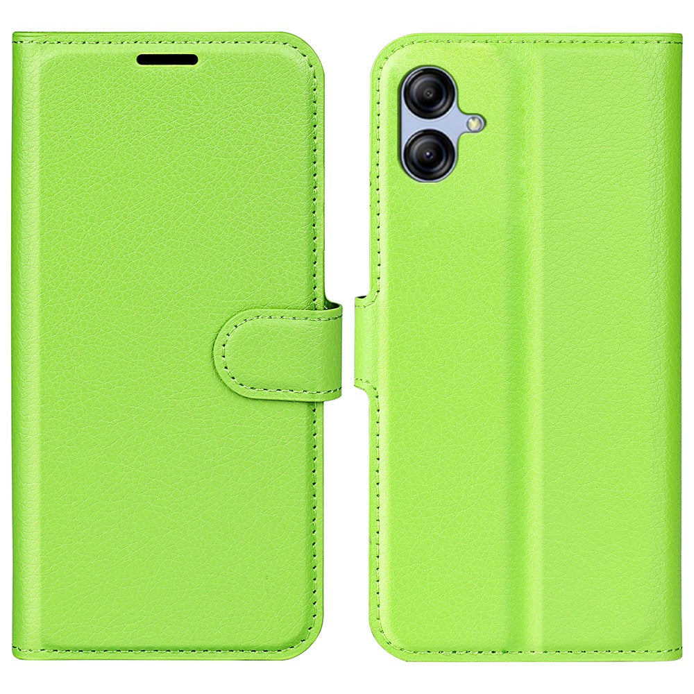 Classic Samsung Galaxy A04e flip case - Green