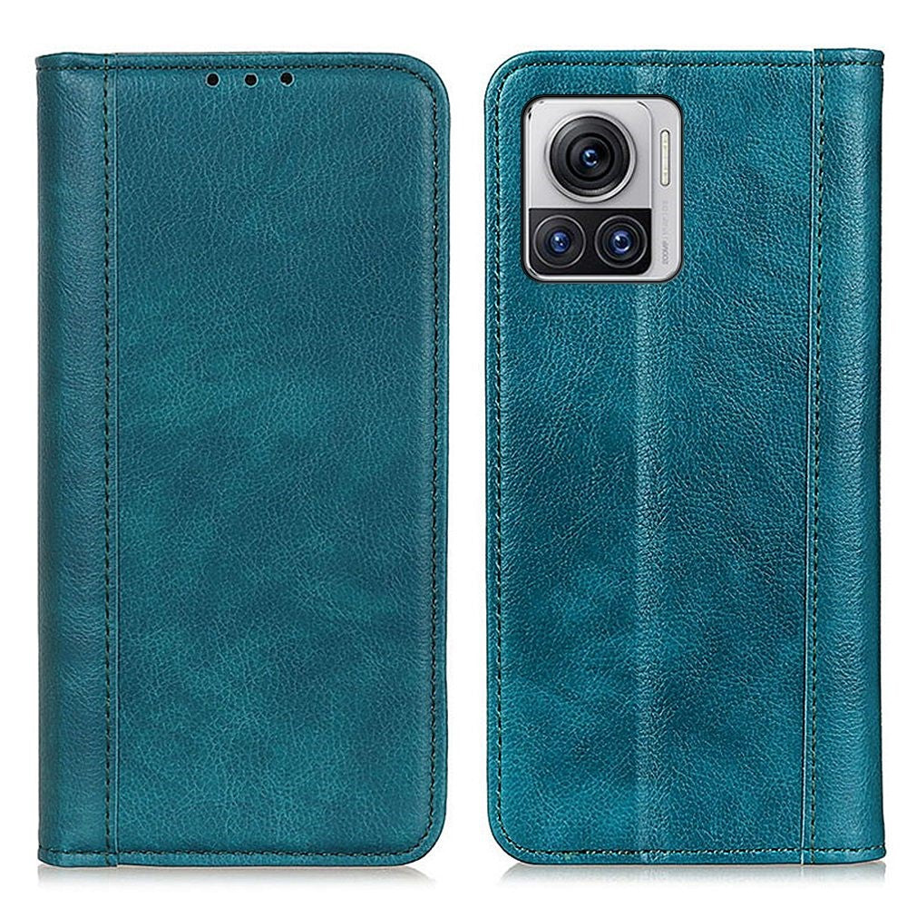 Genuine leather case with magnetic closure for Motorola Edge 30 Ultra / X30 Pro - Green