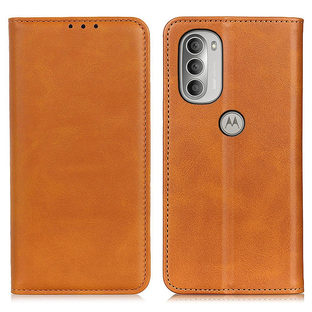 Wallet-style genuine leather flipcase for Motorola Moto G51 5G - Brown