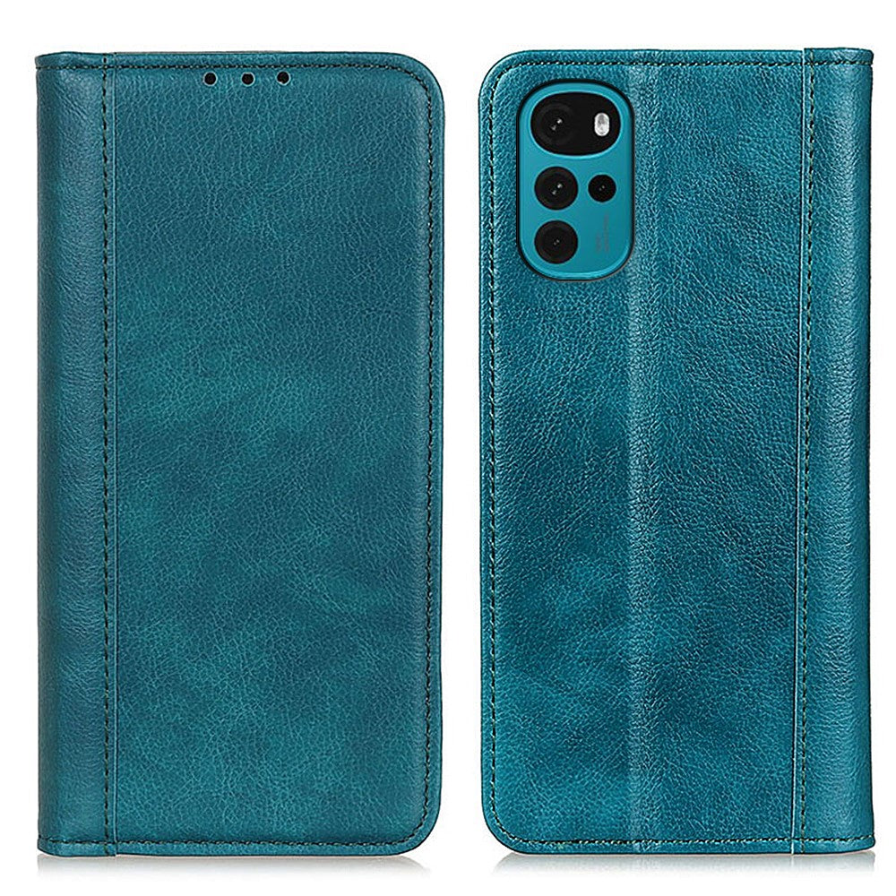 Genuine leather case with magnetic closure for Motorola Moto G22 - Green