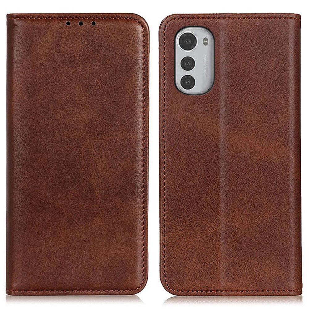 Wallet-style genuine leather flipcase for Motorola Moto E32 - Coffee
