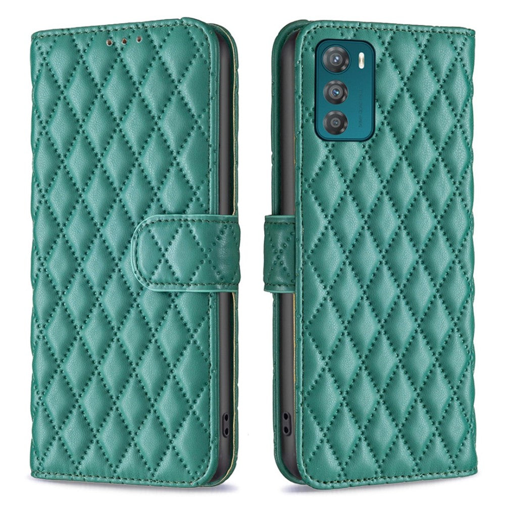 Rhombus pattern matte flip case for Motorola Moto G42 - Green