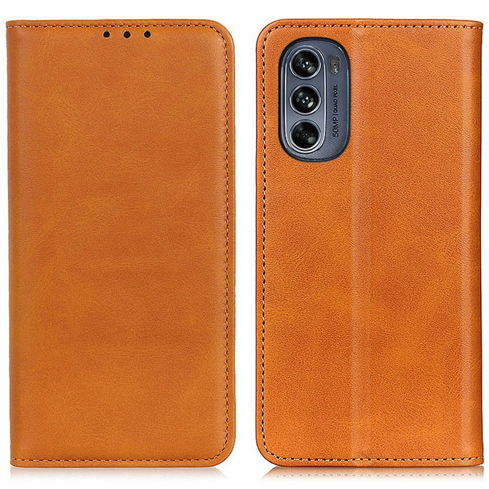 Wallet-style genuine leather flipcase for Motorola Moto G62 5G - Brown