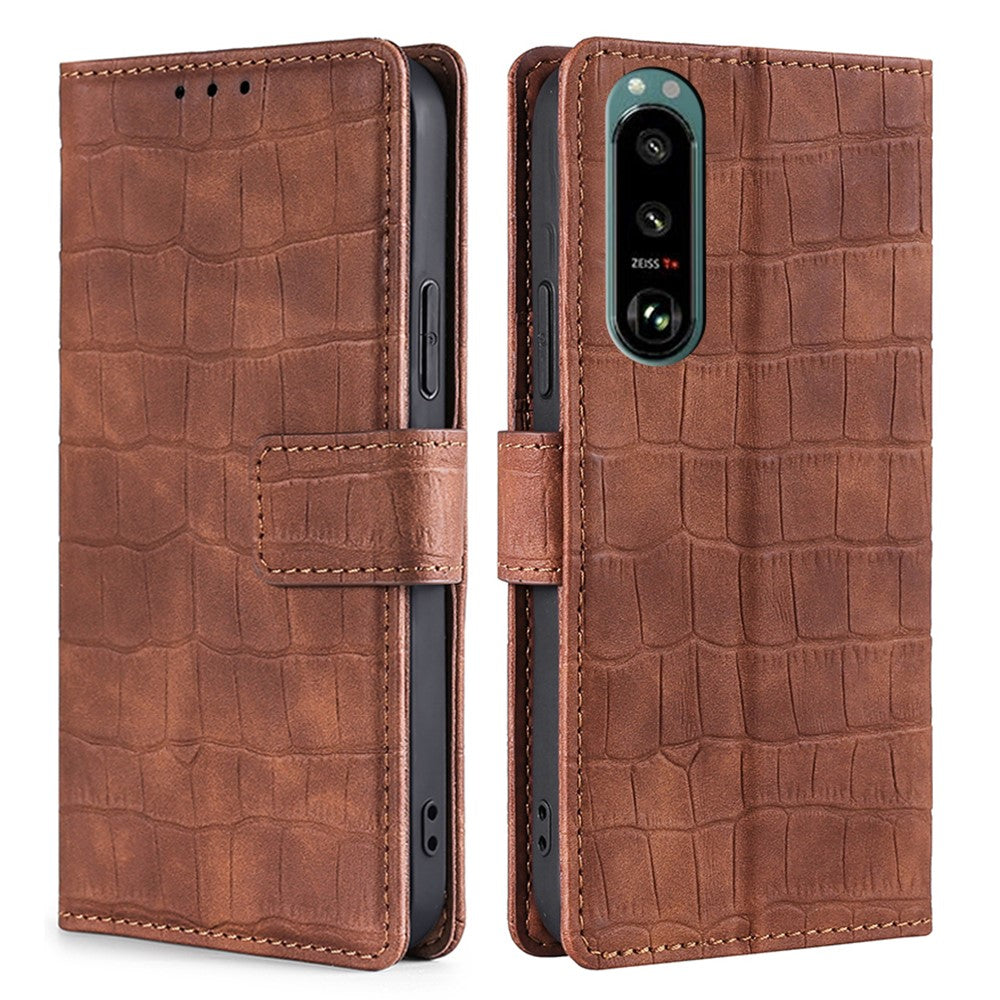 Crocodile textured leather case for Sony Xperia 5 III - Brown