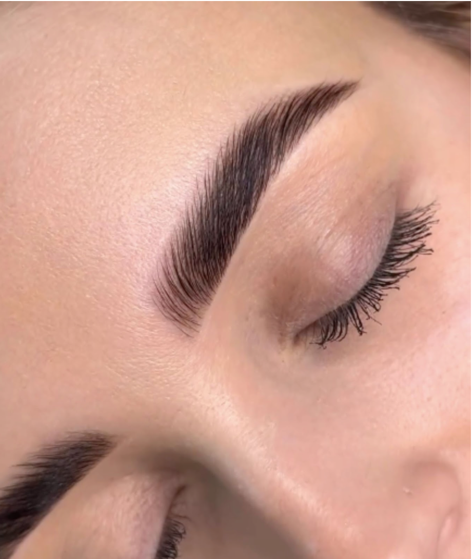 Brow Henna Treatment