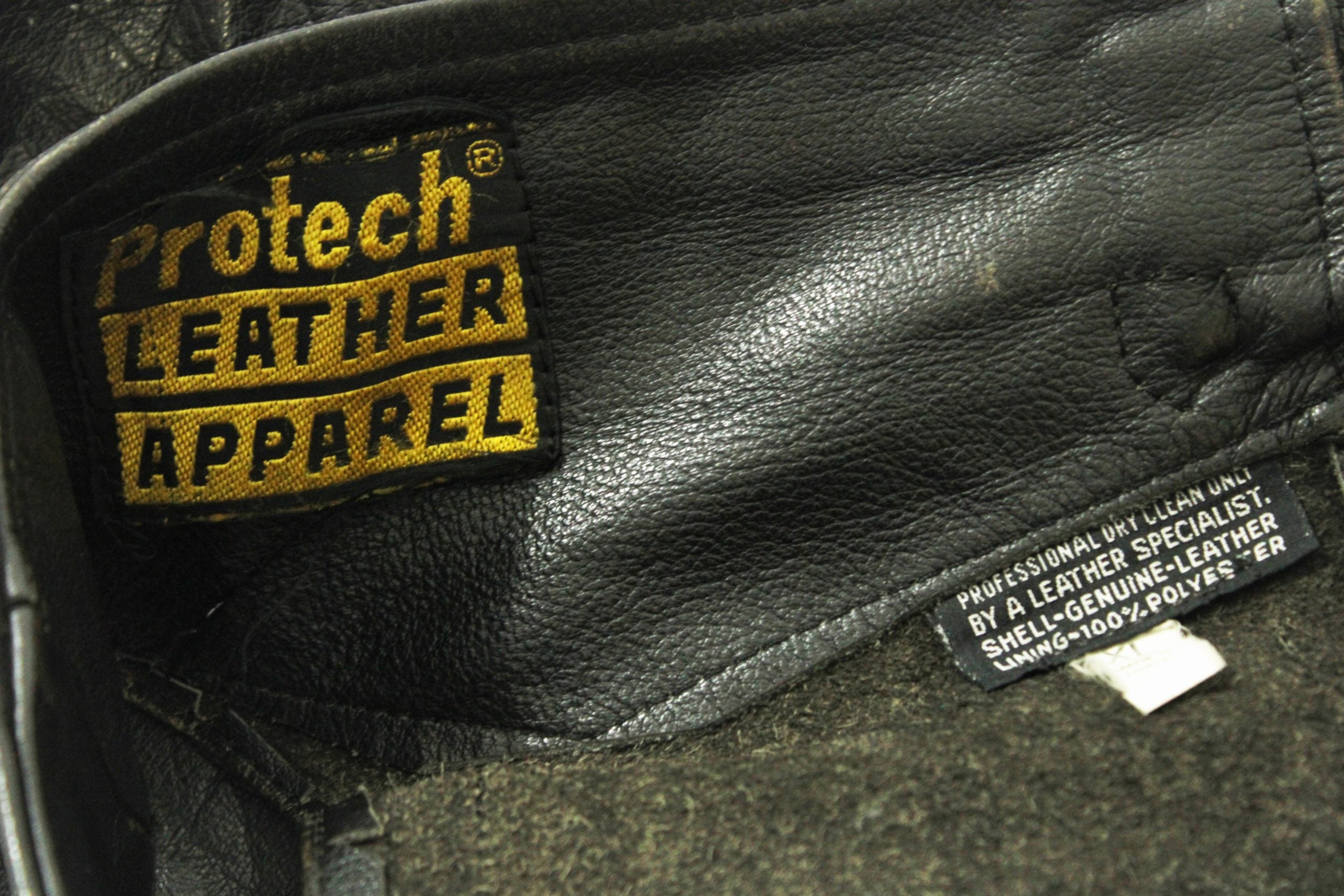 素晴らしい leather 【イチオシ】PROTECH LEATHER フリンジ APPAREL