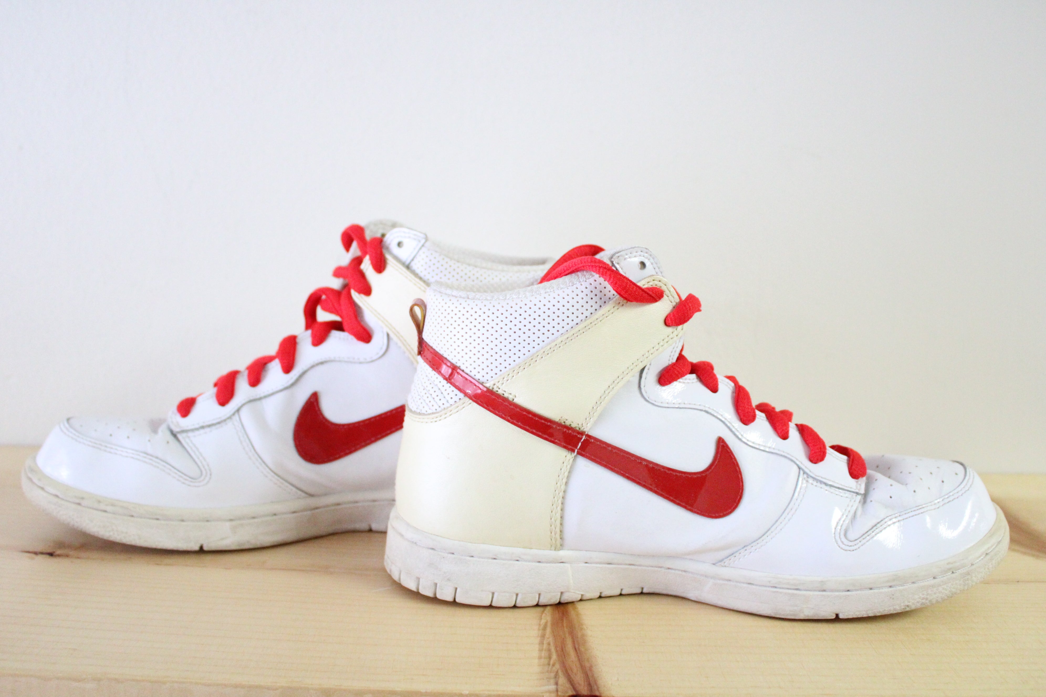 nike dunks white cream