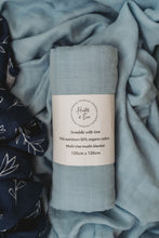 Load image into Gallery viewer, BLUEBELL CLASSIC | MUSLIN SWADDLE BLANKET
