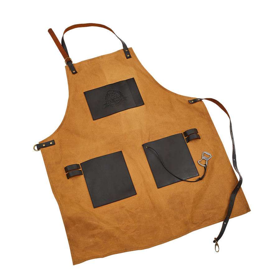 https://cdn.shopify.com/s/files/1/0583/2418/9372/products/67285_PB_APRON-900.jpg?v=1647033328