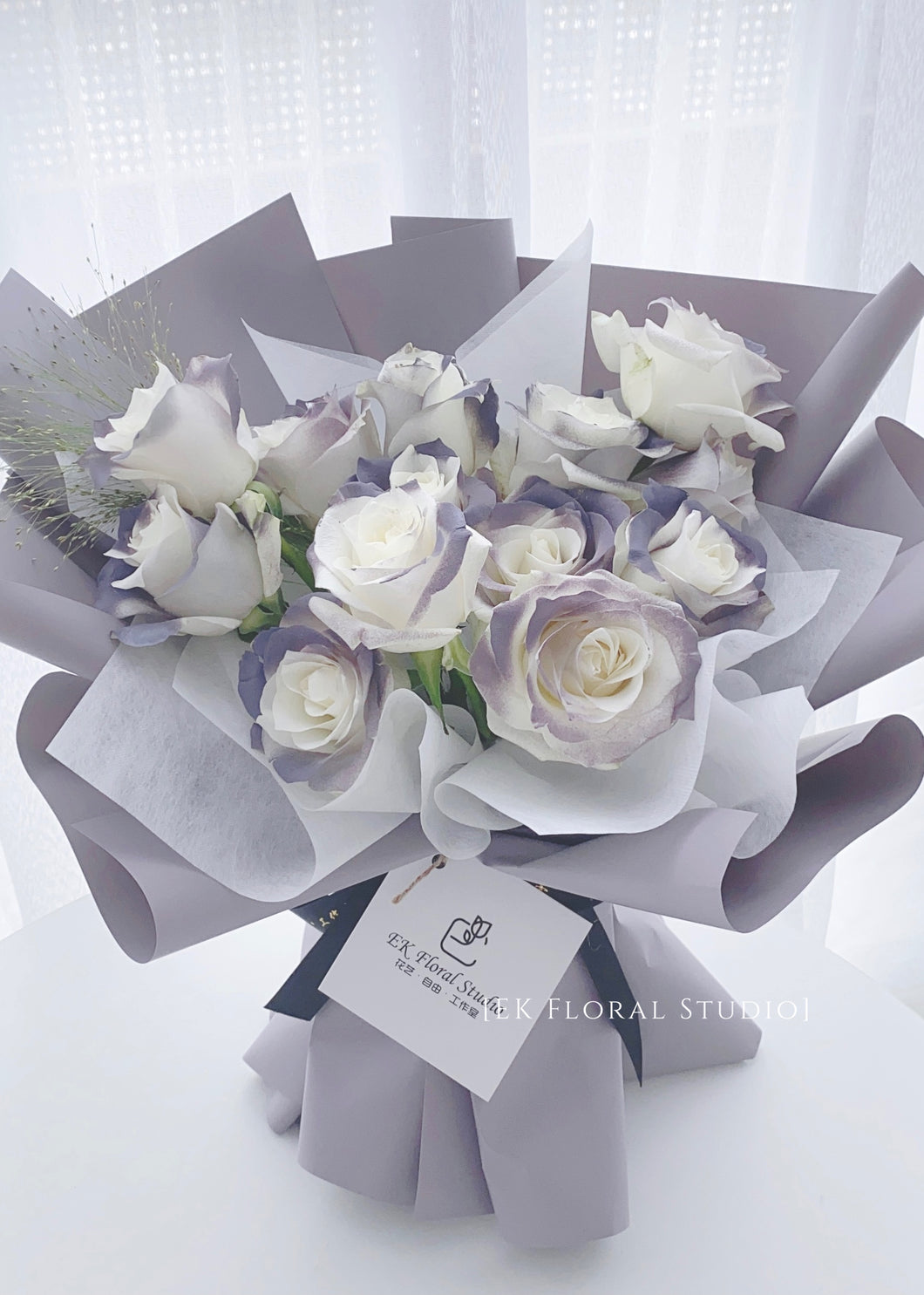 Light Purple Fresh Rose Bouquet 卡普里灰紫鲜花玫瑰花束 Ek Floral Studio
