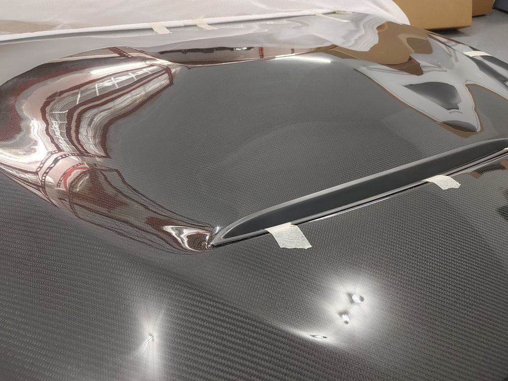 q60 carbon fiber hood