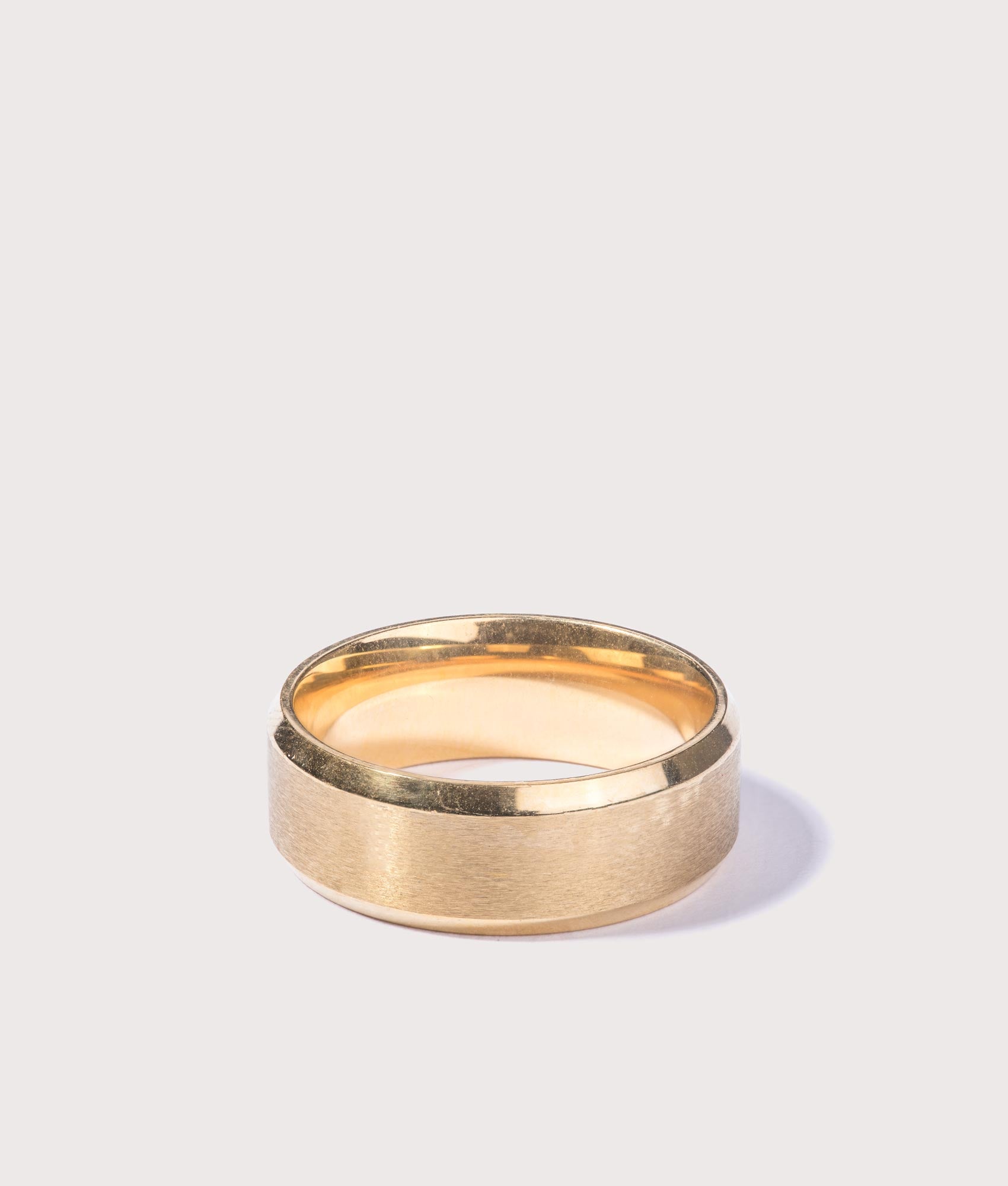 Mysterious Jeweller Mens Gold Band - Colour: Gold Coated - Size: S/9