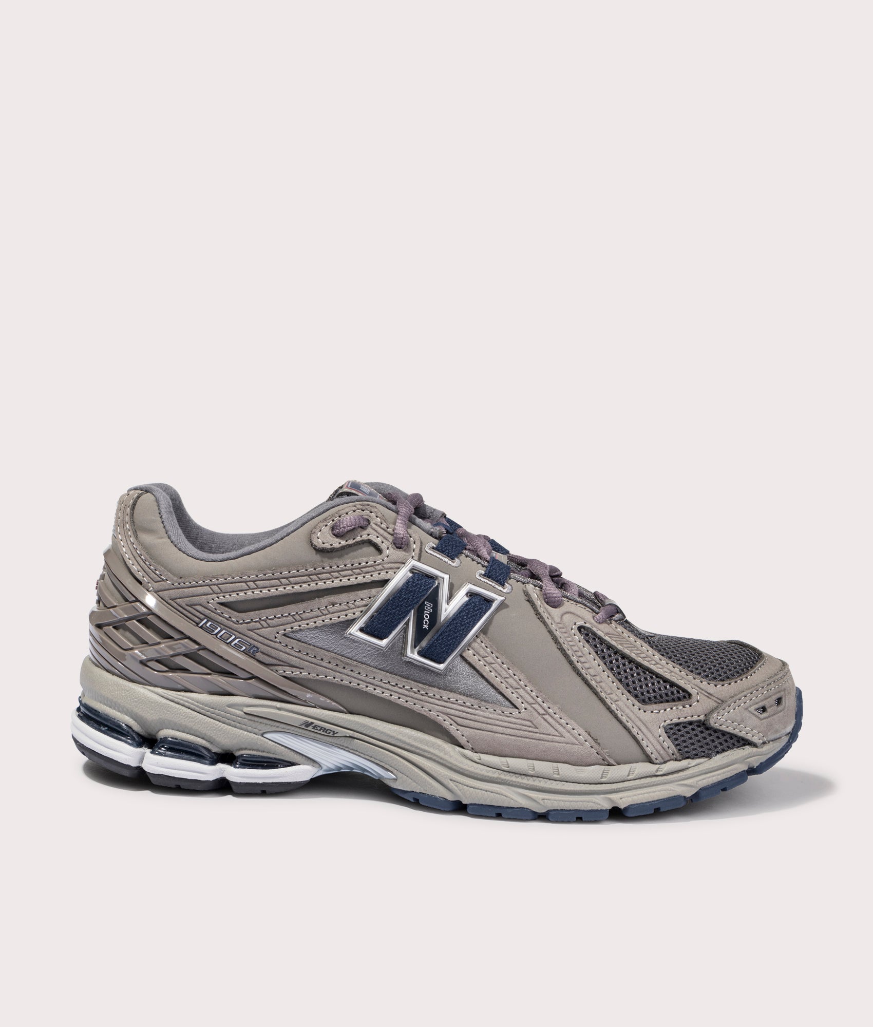 New Balance Mens 1906R Sneakers - Colour: M1906RB 188 Castlerock - Size: 11