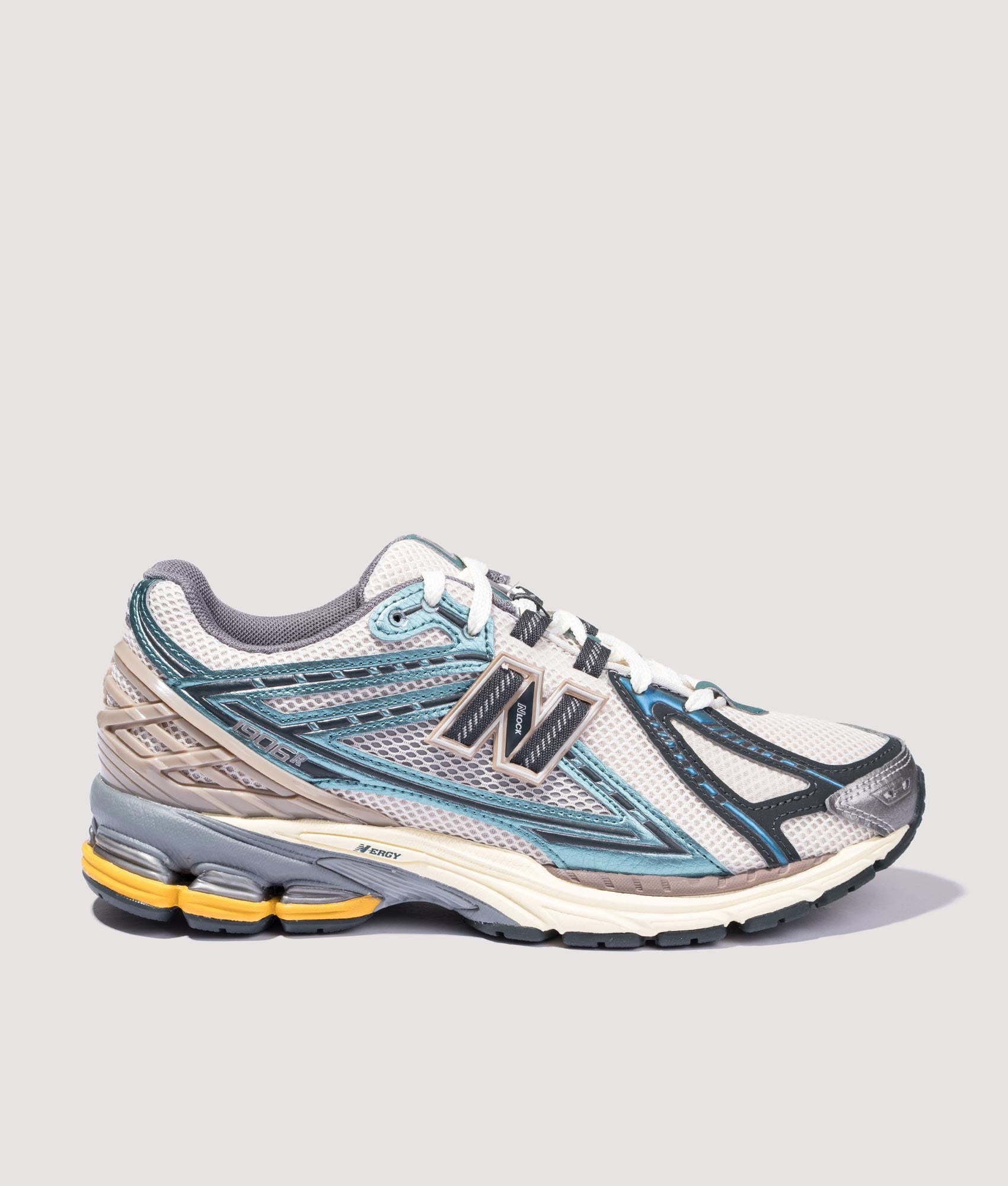 New Balance Mens 1906R Sneakers - Colour: M1906RRC New Spruce/Moonbeam/Driftwood - Size: 8