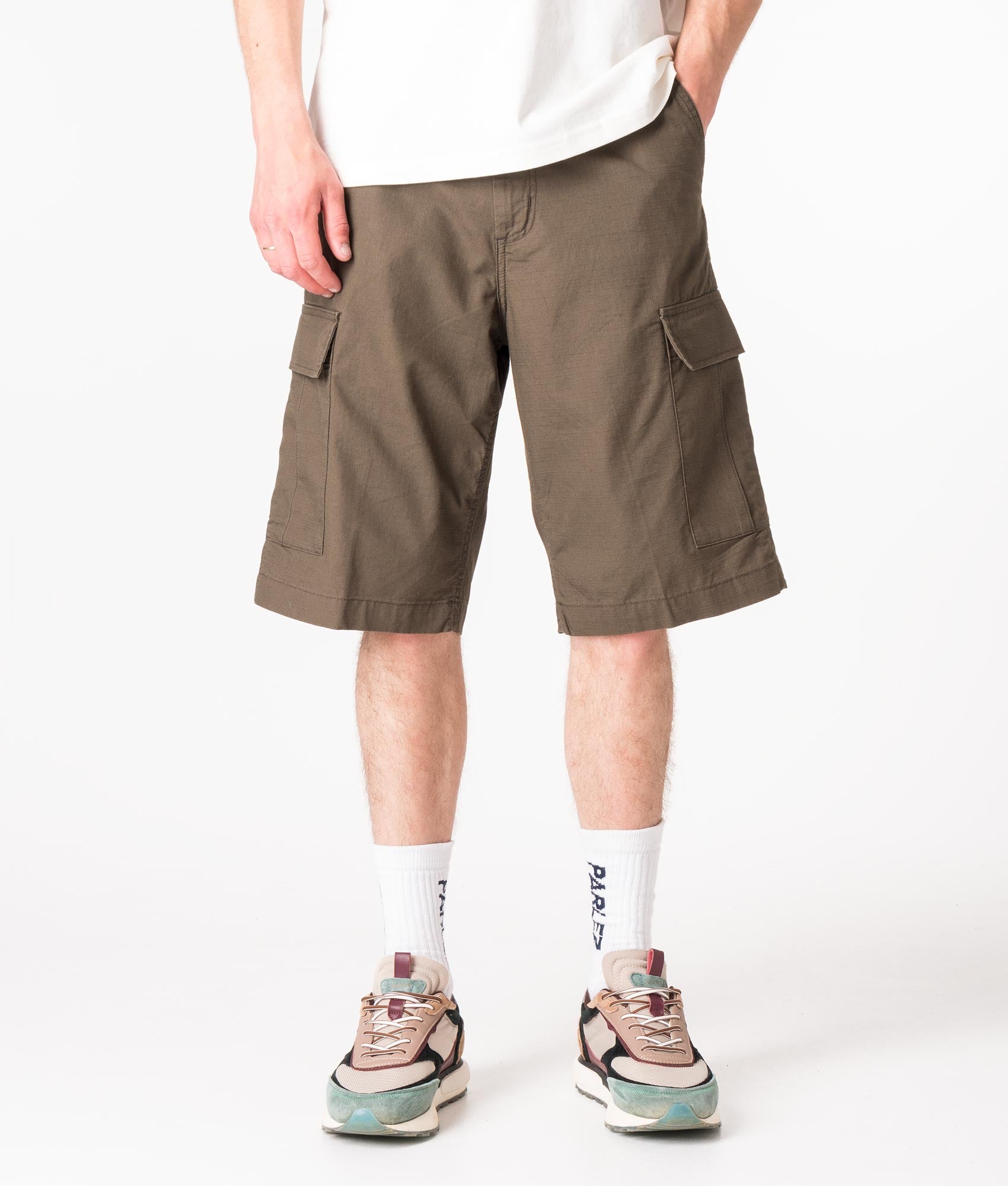 Carhartt WIP Mens Regular Fit Ripstop Cargo Shorts - Colour: 6302 Cypress - Size: 30W