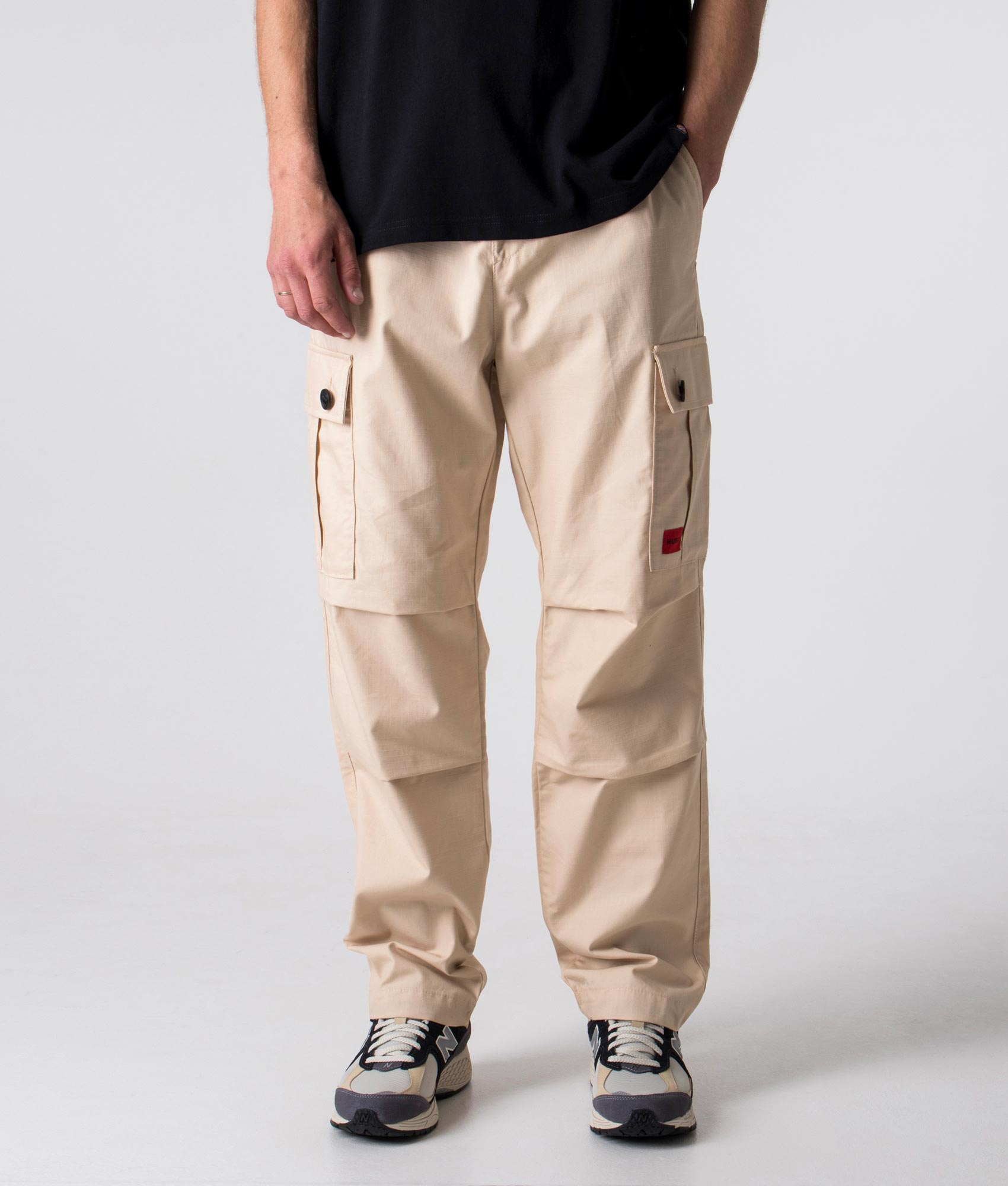 HUGO Mens Relaxed Fit Garlo233 Ripstop Cargo Pants - Colour: 275 Light Beige - Size: 50/L