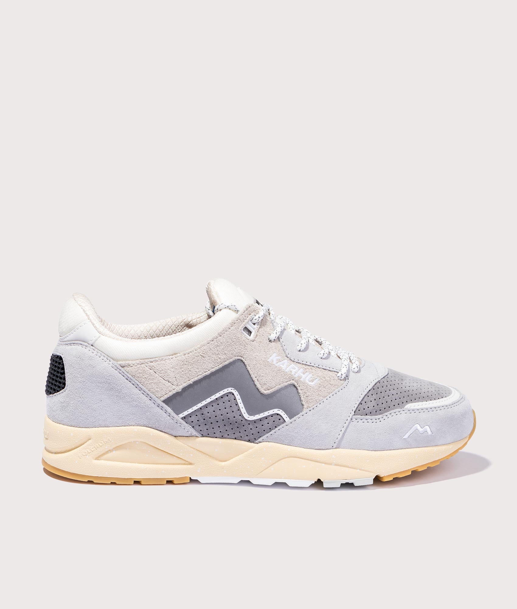 Karhu Mens Aria 95 Sneakers - Colour: Luar Rock / Foggy Dew - Size: 8