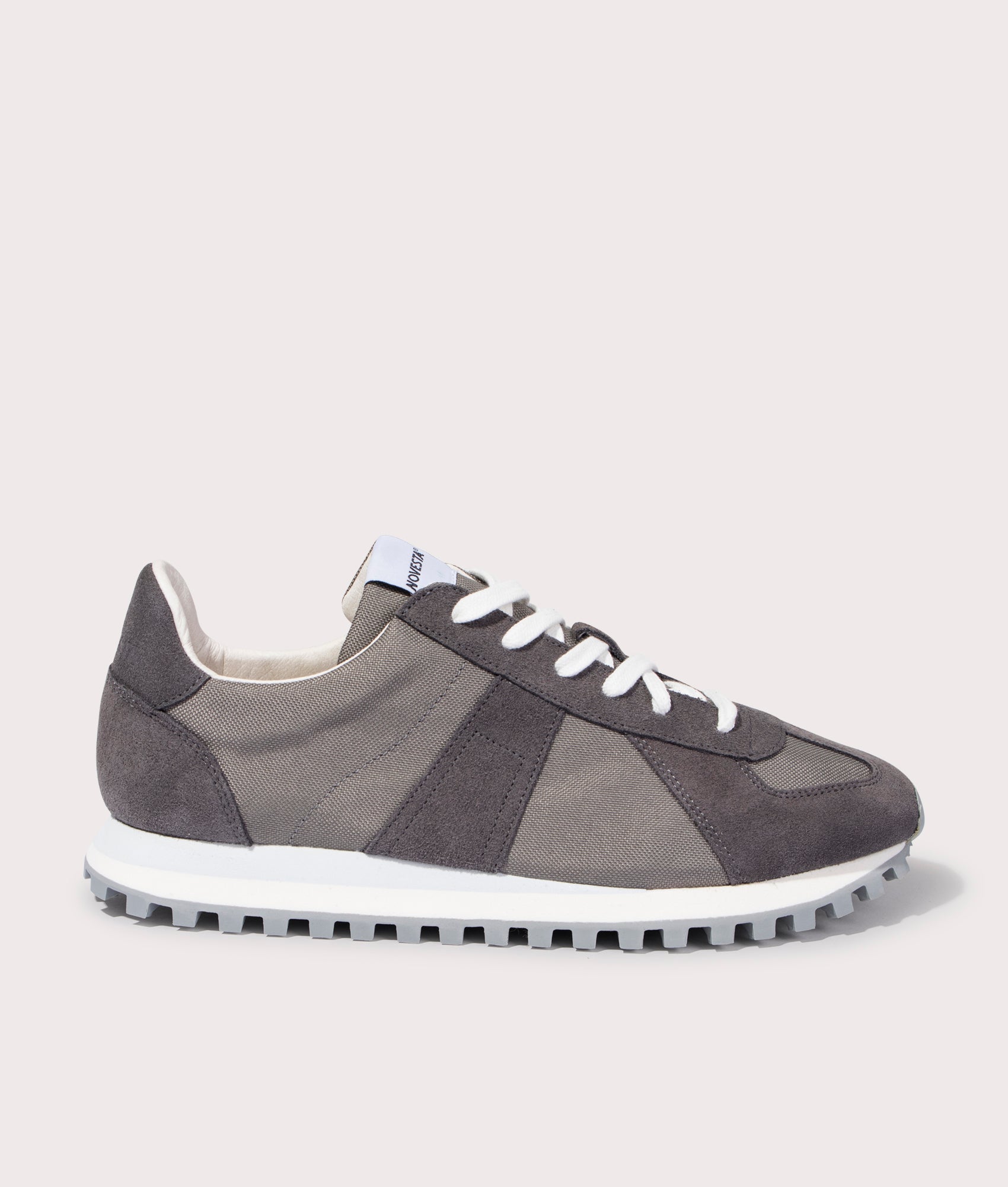 Novesta Mens Gat Trail Sneakers - Colour: Grey/Charcoal - Size: 9